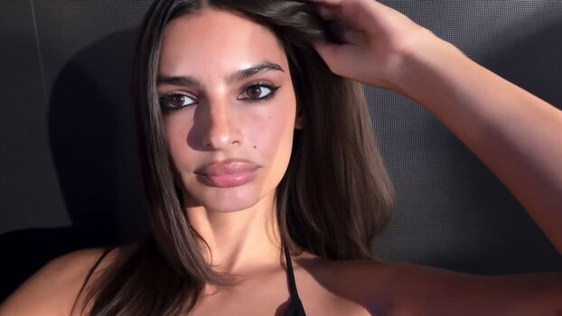 🔥 Emily ratajkowski  page leaked private photo uncensored full