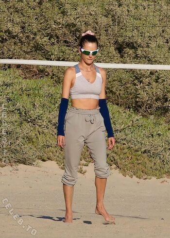 🔥 Emily ratajkowski leaked private photo uncensored full
