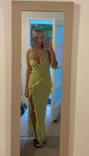 🔥 Emily yyoung leaked private photo uncensored full