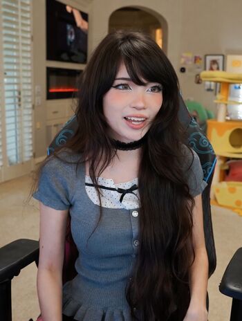 🔥 Emiru  page leaked private photo uncensored full