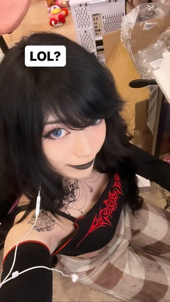 🔥 Emiru  page leaked private photo uncensored full