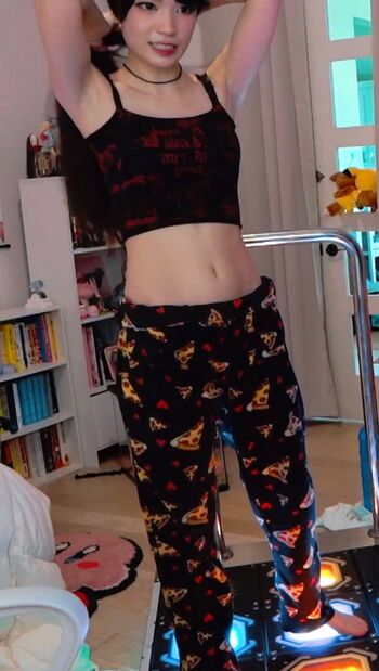🔥 Emiru  page leaked private photo uncensored full