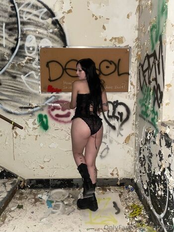 🔥 Emoemz leaked private photo uncensored full