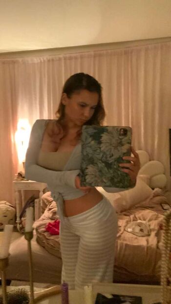 🔥 Ester dobrik page leaked private photo uncensored full