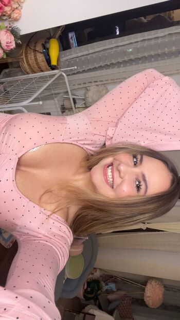 🔥 Ester dobrik page leaked private photo uncensored full