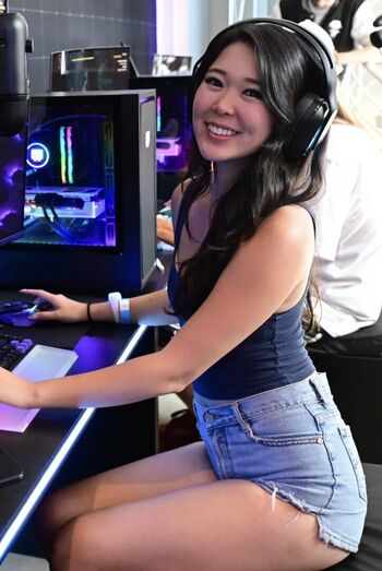 🔥 Extraemily leaked private photo uncensored full