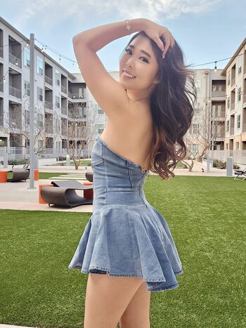 🔥 Extraemily leaked private photo uncensored full