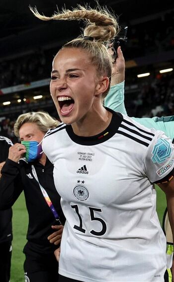 🔥 Female football page leaked private photo uncensored full