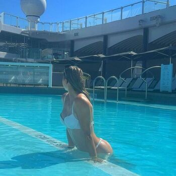 🔥 Female football page leaked private photo uncensored full