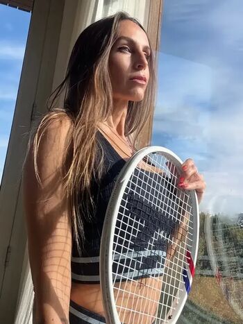 🔥 Gisela dulko leaked private photo uncensored full