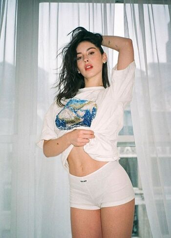 🔥 Gracie abram leaked private photo uncensored full
