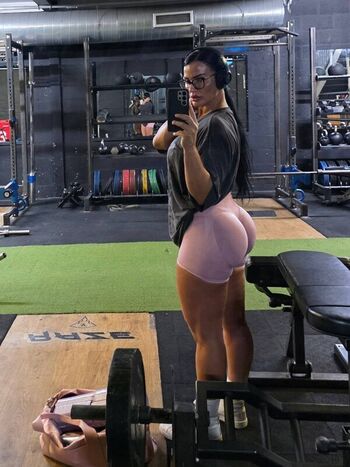 🔥 Gym booty bubble butts leaked private photo uncensored full