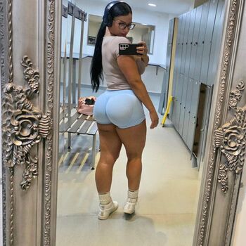 🔥 Gym booty bubble butts leaked private photo uncensored full