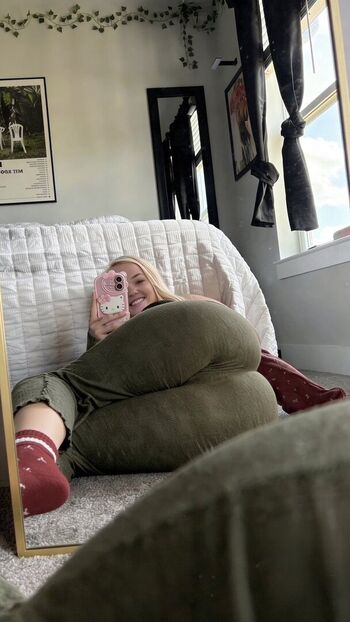 🔥 Harleemelons leaked private photo uncensored full