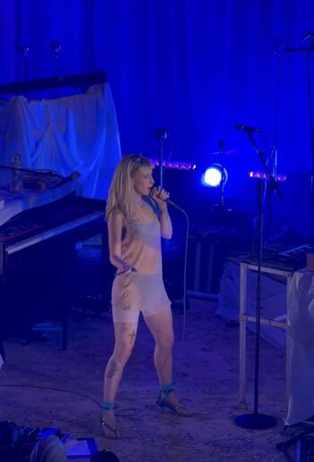 🔥 Hayley williams leaked private photo uncensored full