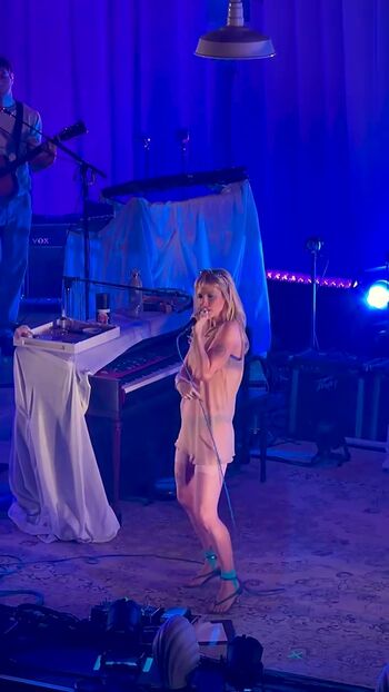 🔥 Hayley williams leaked private photo uncensored full