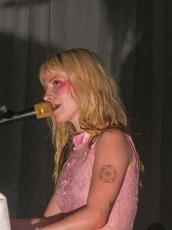 🔥 Hayley williams leaked private photo uncensored full