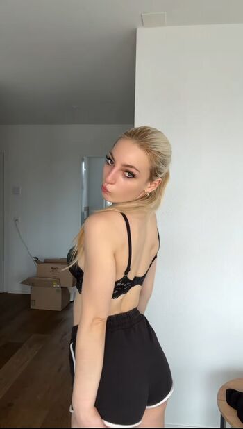 🔥 Helenakingsoul leaked private photo uncensored full