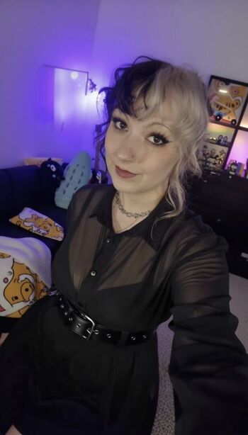 🔥 Helloneptune leaked private photo uncensored full