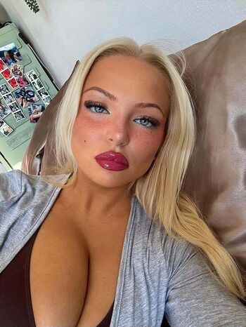 🔥 Holly harrington leaked private photo uncensored full