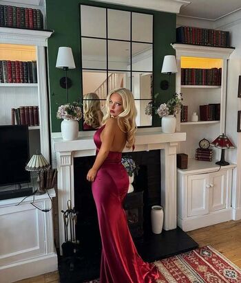 🔥 Holly harrington leaked private photo uncensored full