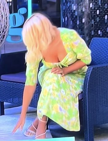 🔥 Holly willoughby page leaked private photo uncensored full