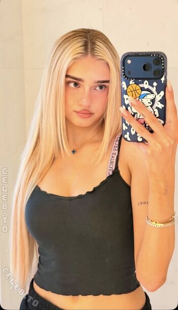 🔥 Honeypuu leaked private photo uncensored full