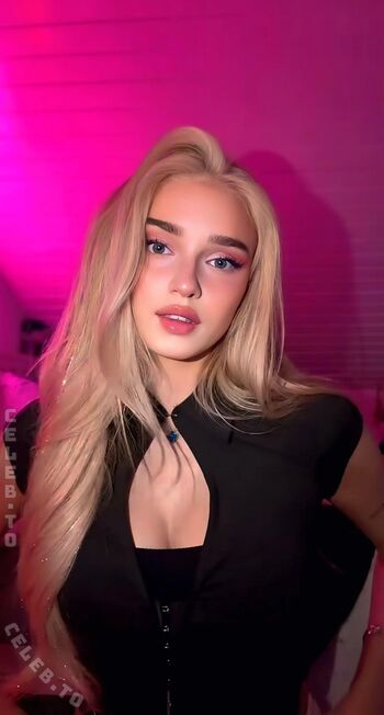 🔥 Honeypuu leaked private photo uncensored full