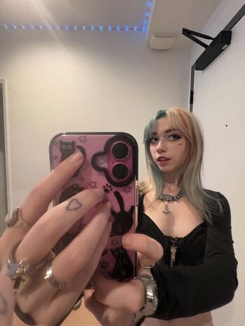 🔥 Iluvmeww page leaked private photo uncensored full