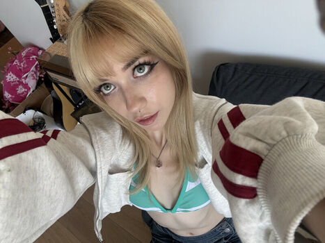 🔥 Iluvmeww leaked private photo uncensored full