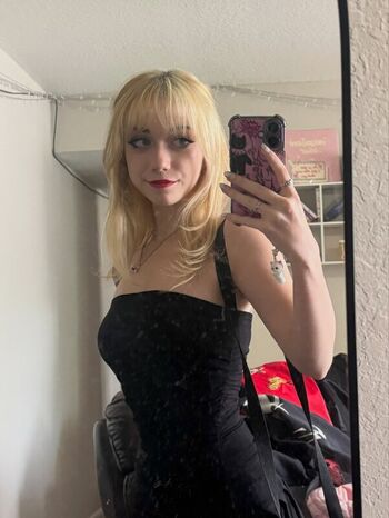 🔥 Iluvmeww page leaked private photo uncensored full