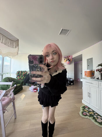 🔥 Iluvmeww page leaked private photo uncensored full