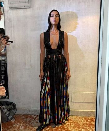 🔥 Irina shayk  page leaked private photo uncensored full