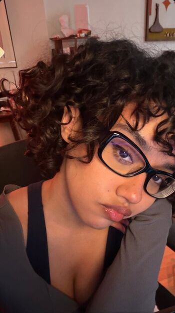 🔥 Itsqueennovaa leaked private photo uncensored full