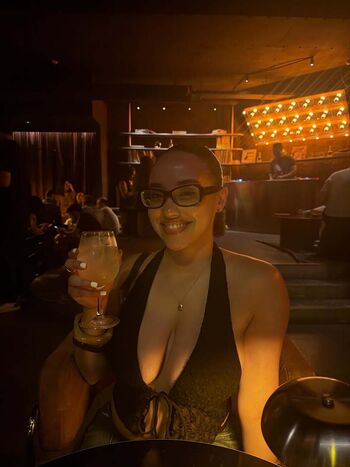 🔥 Itsqueennovaa leaked private photo uncensored full