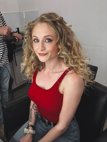 🔥 Janet devlin leaked private photo uncensored full