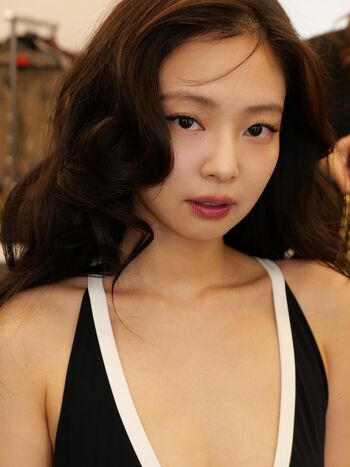 🔥 Jennie blkpik page leaked private photo uncensored full