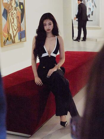 🔥 Jennie blkpik page leaked private photo uncensored full