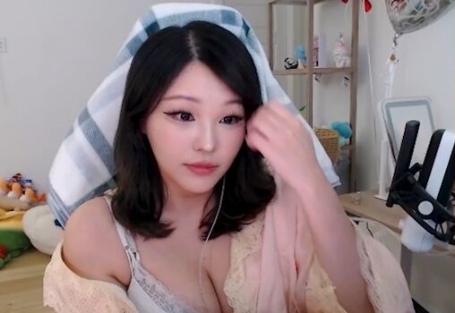 🔥 Kang hee yoon page leaked private photo uncensored full