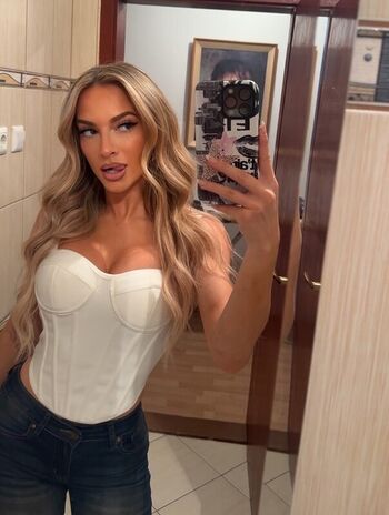 🔥 Karmen petrovic leaked private photo uncensored full