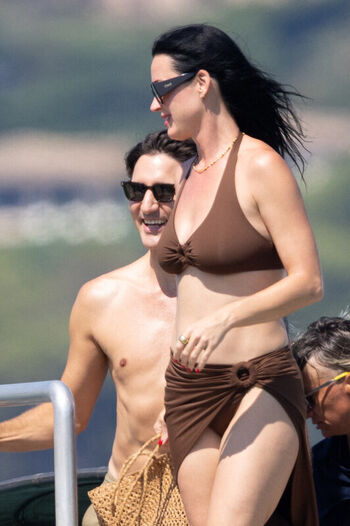 🔥 Katy perry  page leaked private photo uncensored full