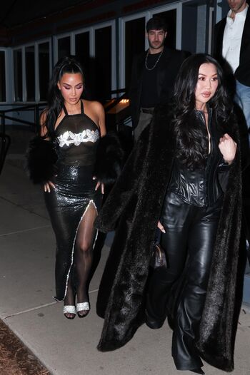 🔥 Kim kardashian  page leaked private photo uncensored full