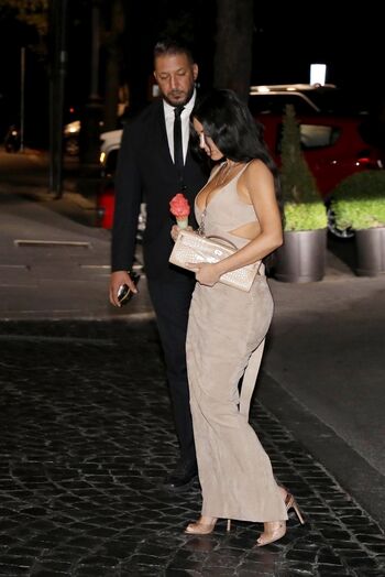 🔥 Kim kardashian  page leaked private photo uncensored full