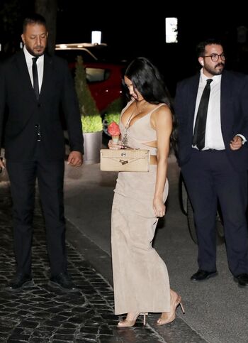 🔥 Kim kardashian  page leaked private photo uncensored full