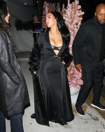 🔥 Kim kardashian  page leaked private photo uncensored full