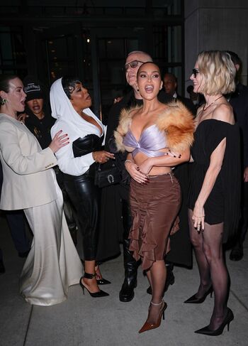 🔥 Kim kardashian  page leaked private photo uncensored full