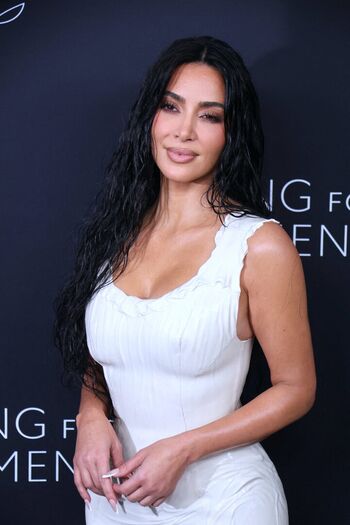 🔥 Kim kardashian  page leaked private photo uncensored full