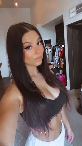 🔥 Kira kosarin  page leaked private photo uncensored full