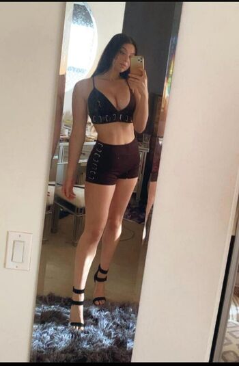 🔥 Kira kosarin  page leaked private photo uncensored full