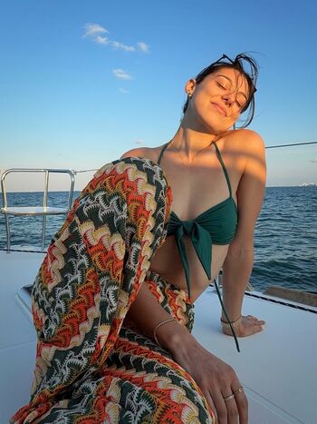 🔥 Kira kosarin  page leaked private photo uncensored full